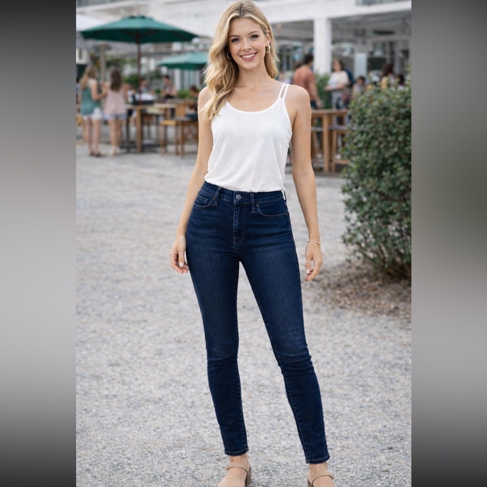 Women’s Joe’s Jeans Fenwick Wash Waist Size 26 Skinny